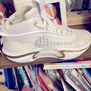 Rare AIR JORDAN 36 metallic gold BRAND NEW!!